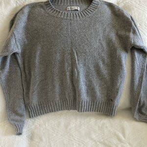 Hollister gray sweater size XS slightly worn